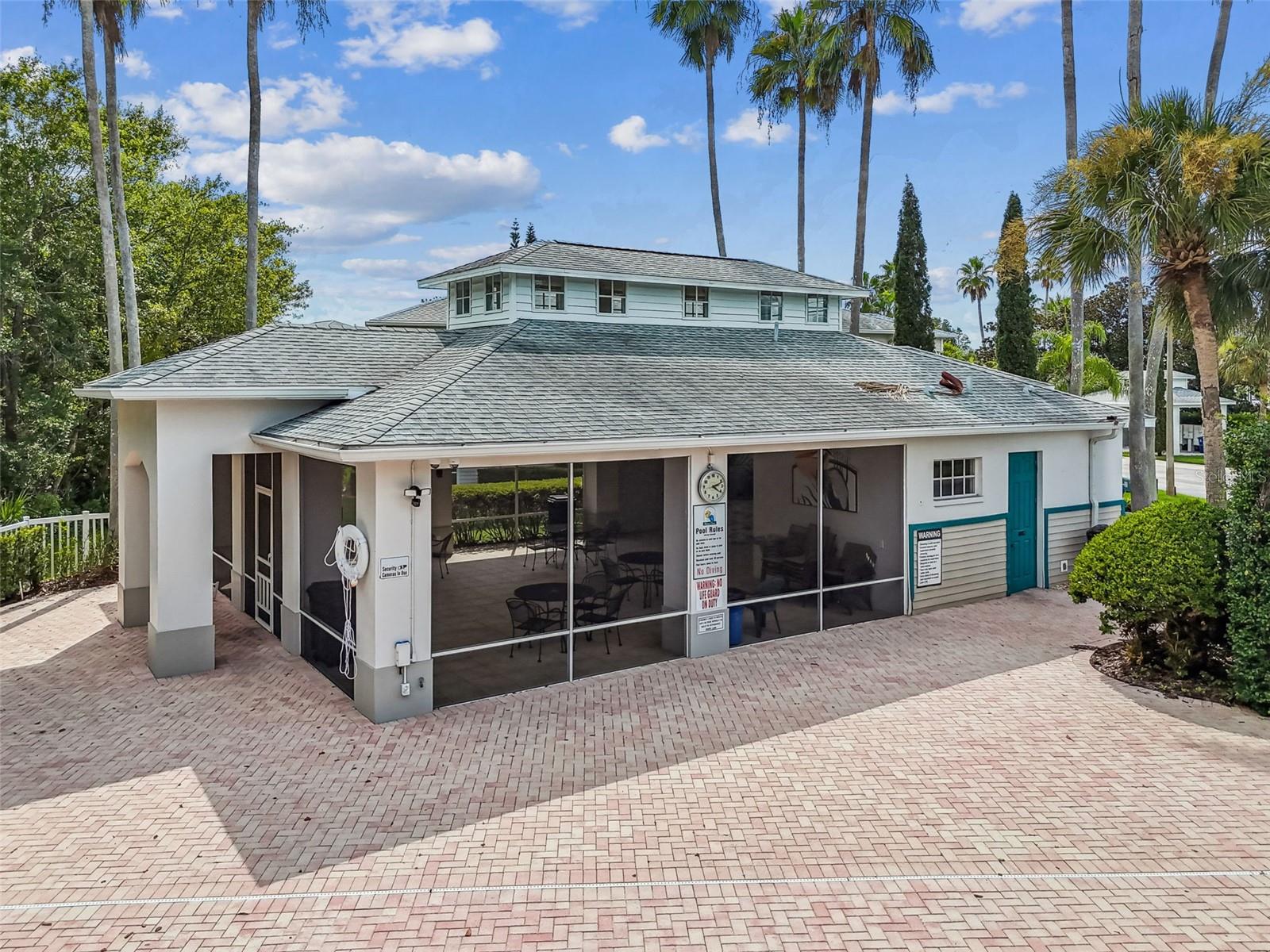 1627 HAMMOCKS AVENUE, Lutz, FL 33549