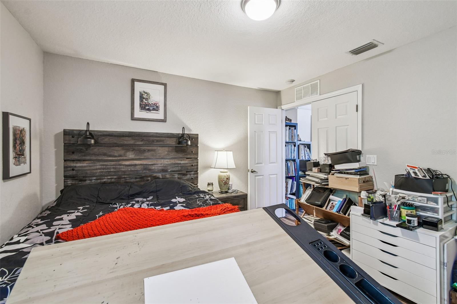 1627 HAMMOCKS AVENUE, Lutz, FL 33549