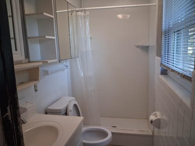 8825 113TH STREET, Seminole, FL 33772
