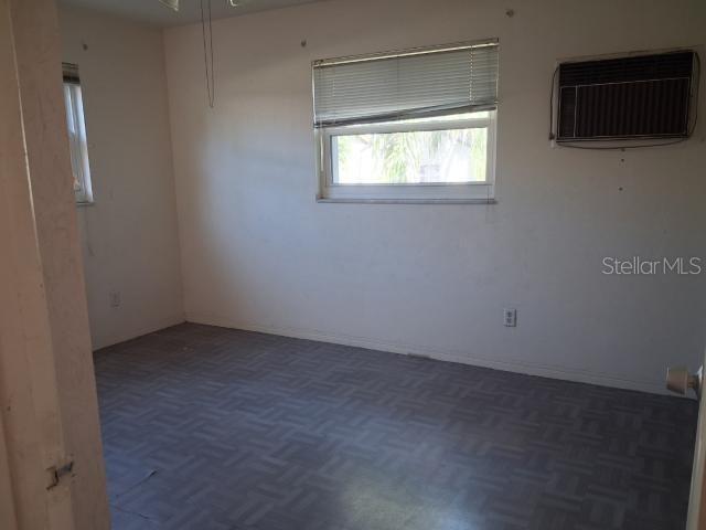8825 113TH STREET, Seminole, FL 33772