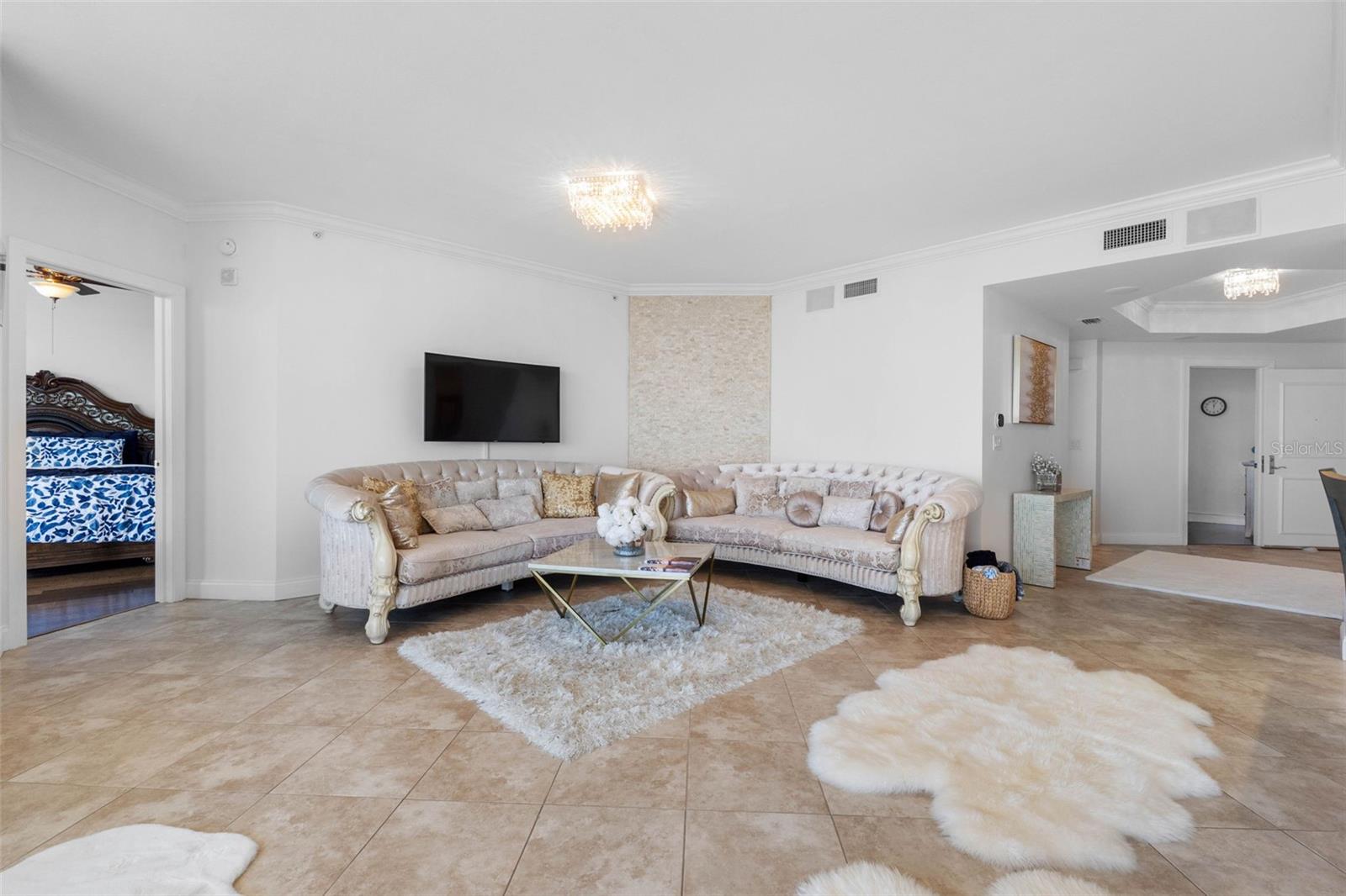 5823 BOWEN DANIEL DRIVE, #902, Tampa, FL 33616