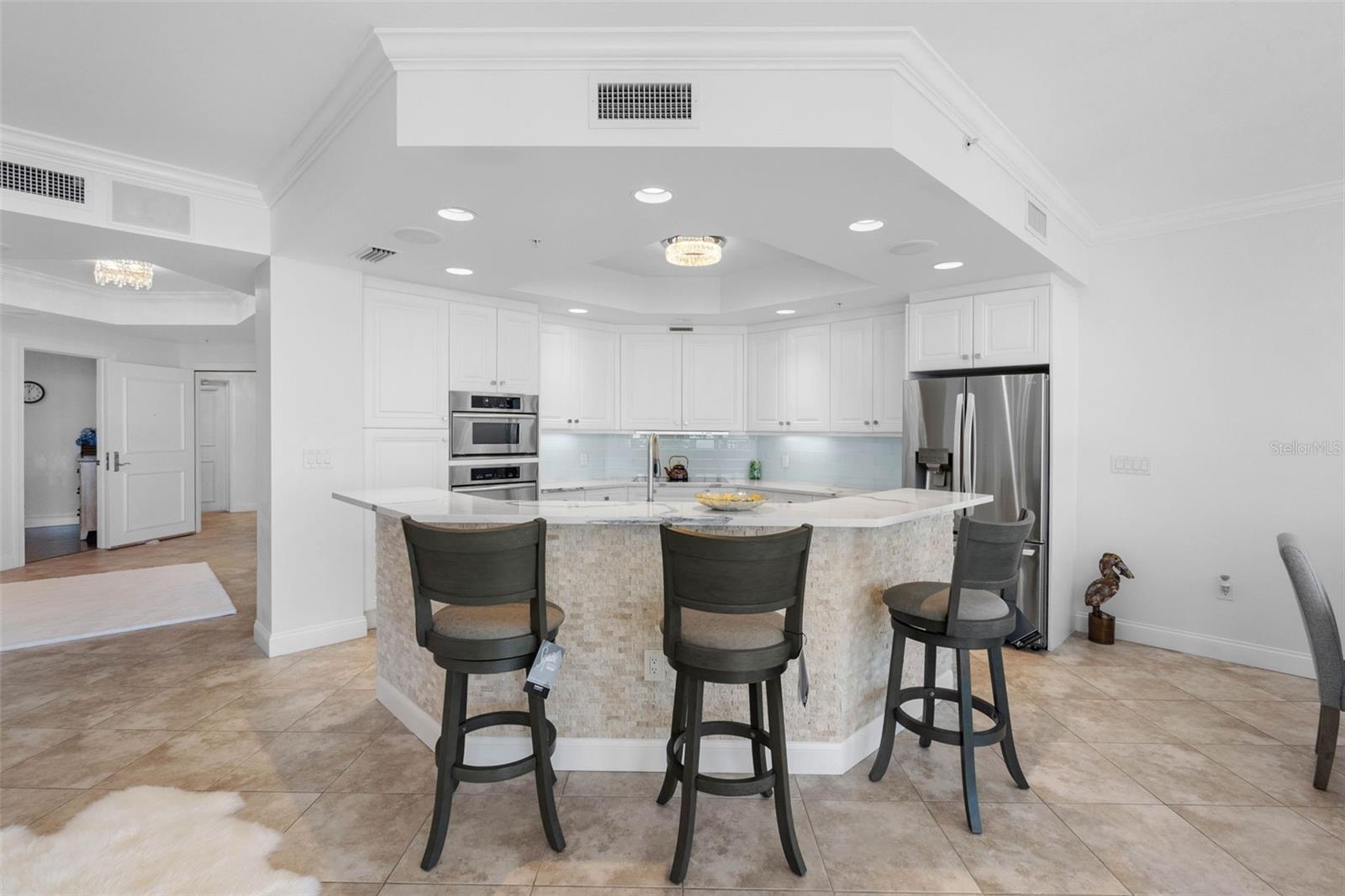 5823 BOWEN DANIEL DRIVE, #902, Tampa, FL 33616