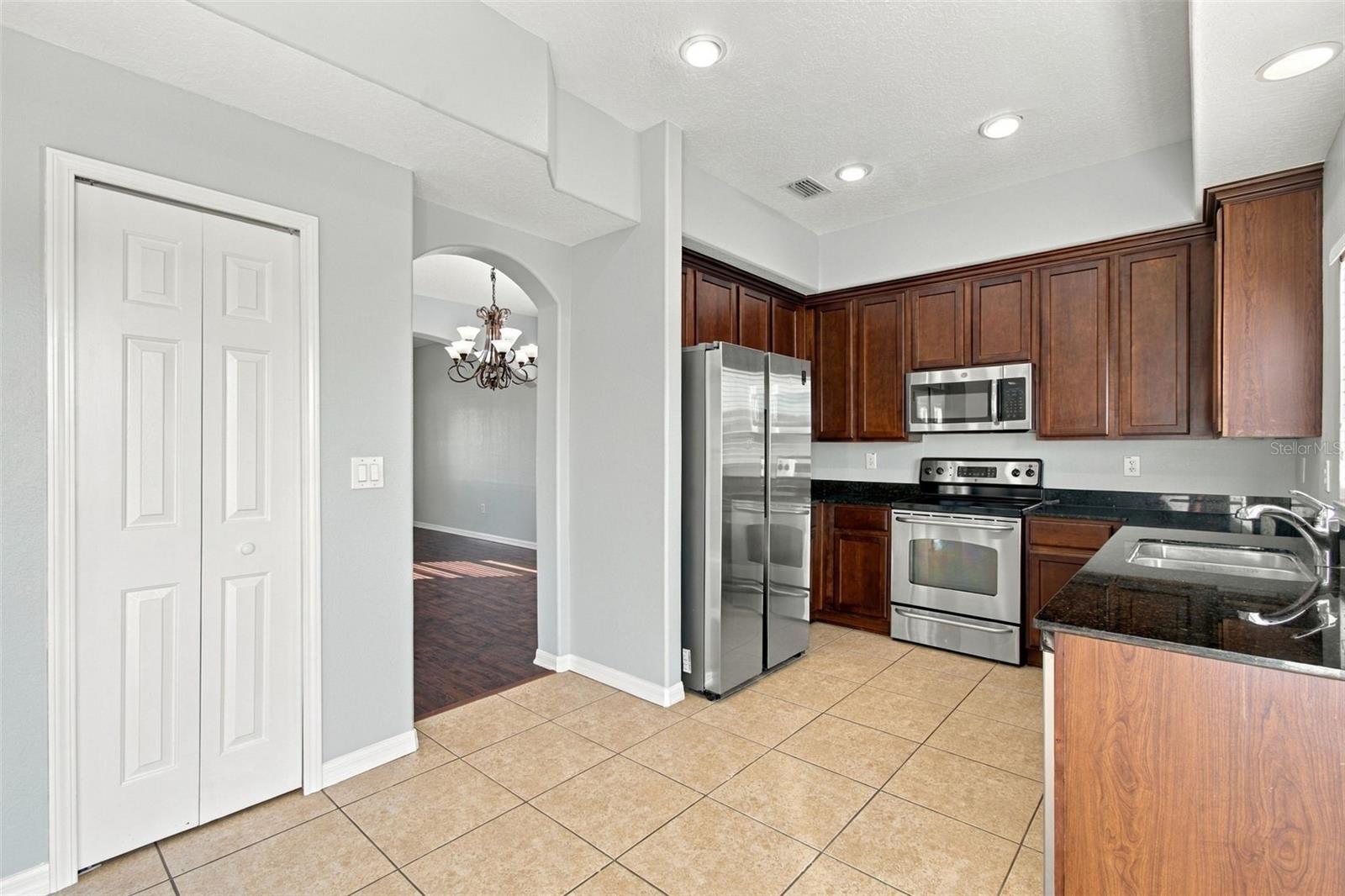 Kitchen with walk-in Pantry
