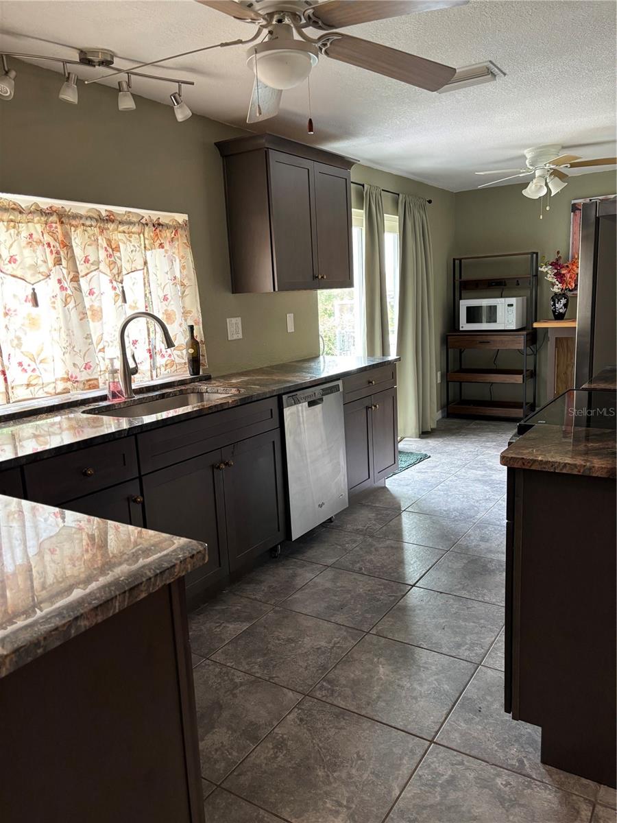 6211 WAYCROSS DRIVE, Spring Hill, FL 34606 6211 WAYCROSS DRIVE, Spring Hill, FL 34606