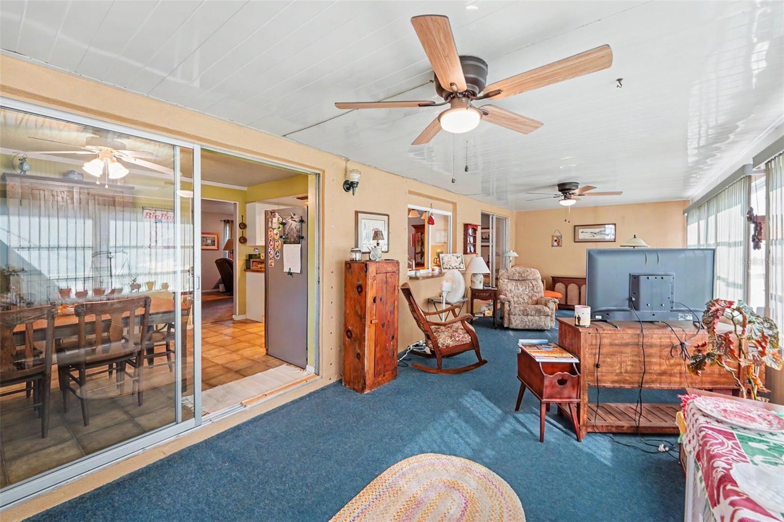 8727 143RD STREET, Seminole, FL 33776