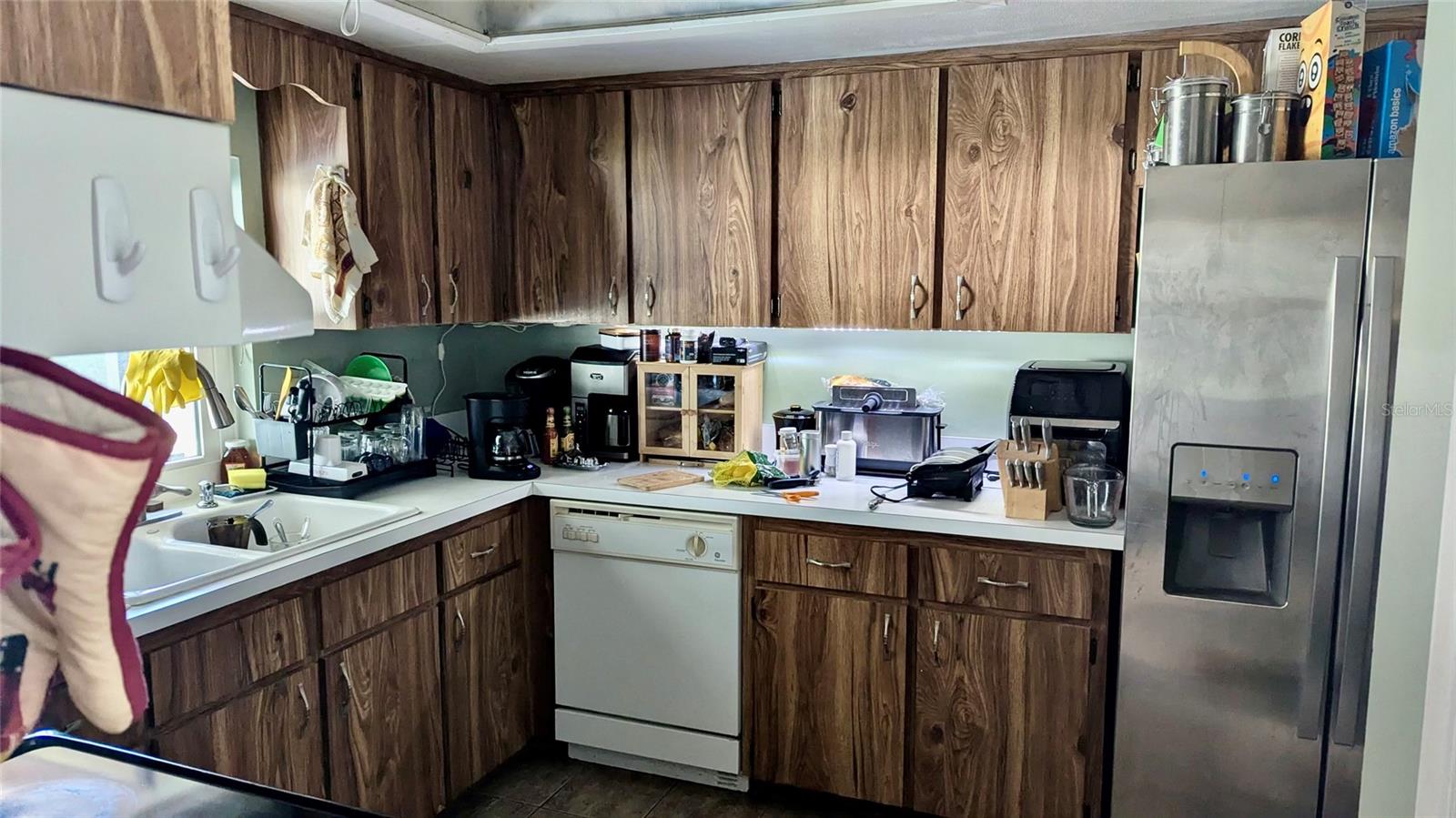 9439 SPRING HILL DRIVE, Spring Hill, FL 34608