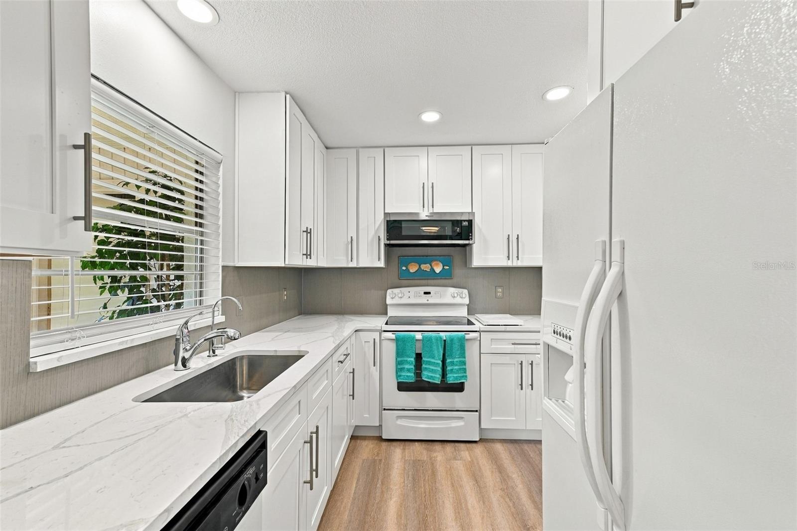 404 FLANBOROUGH TRAIL, #A, Sun City Center, FL 33573