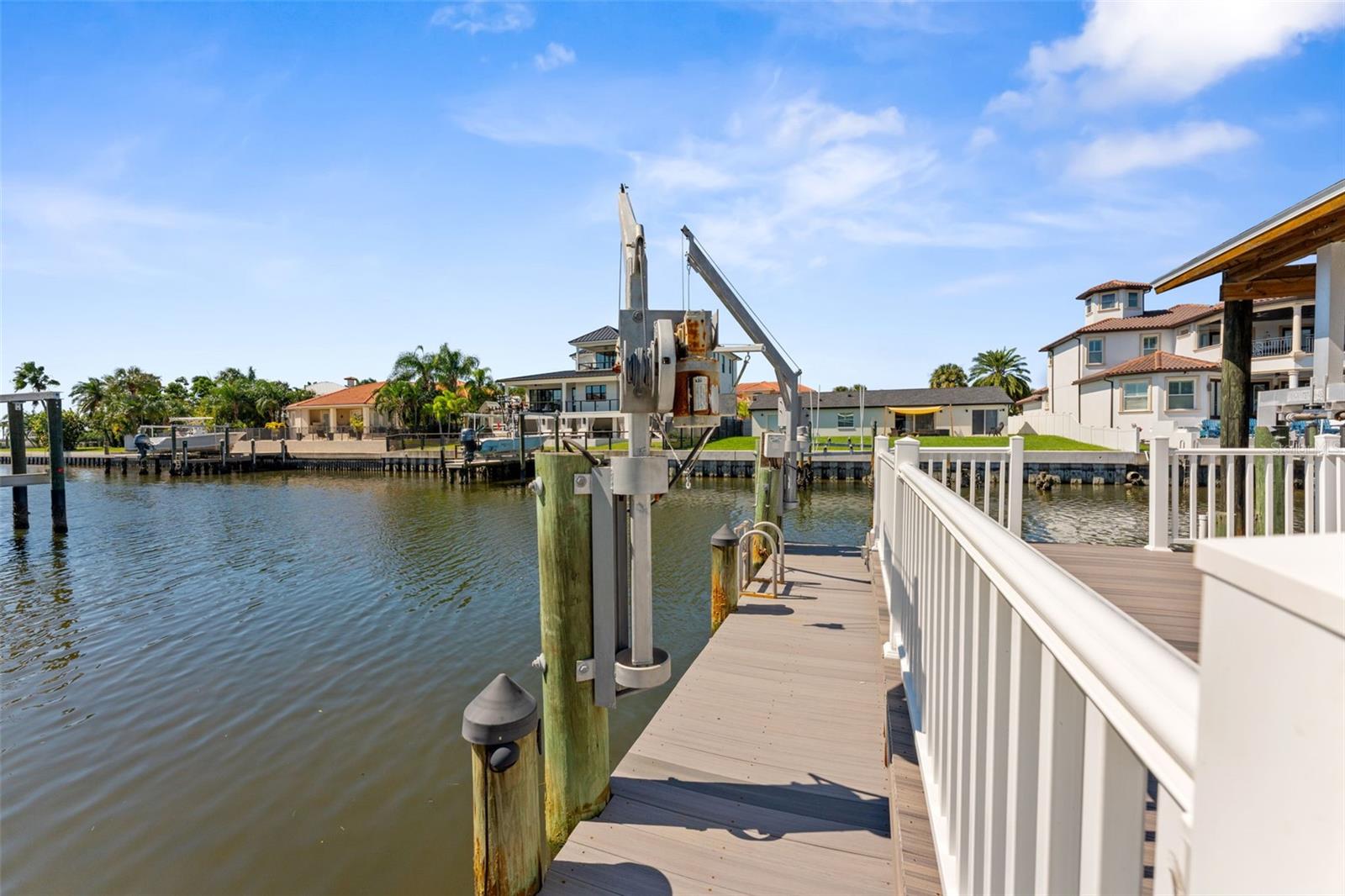 3912 FONTAINEBLEAU DRIVE, Tampa, FL 33634