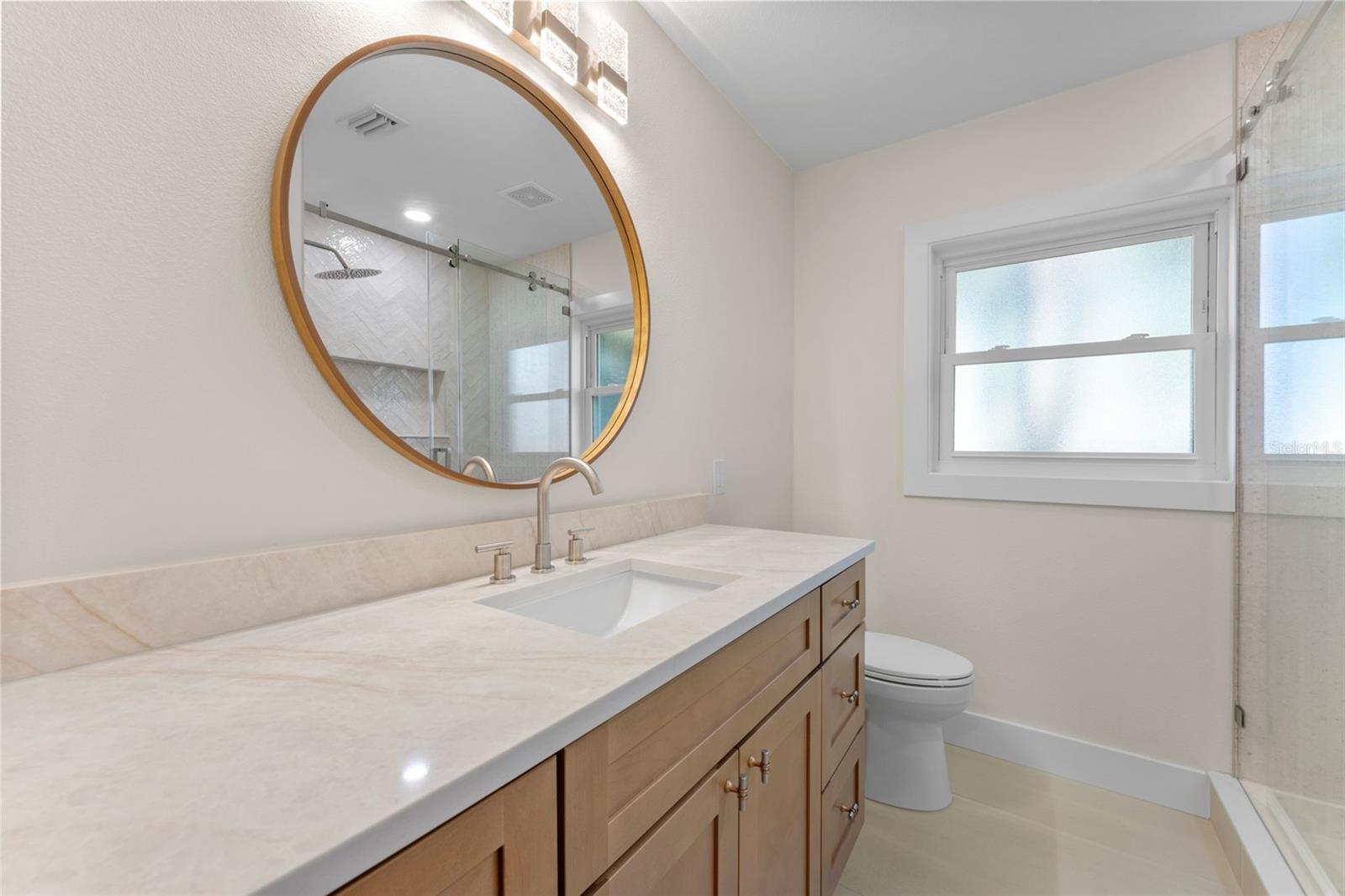 3912 FONTAINEBLEAU DRIVE, Tampa, FL 33634