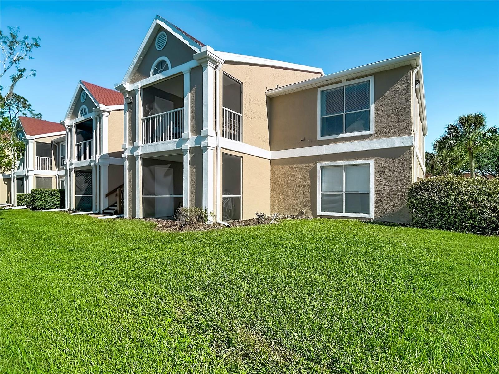 9481 HIGHLAND OAK DRIVE, #1202, Tampa, FL 33647