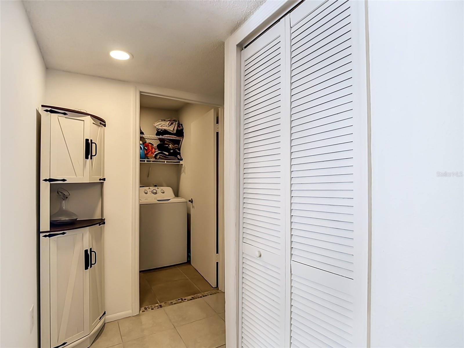 9481 HIGHLAND OAK DRIVE, #1202, Tampa, FL 33647