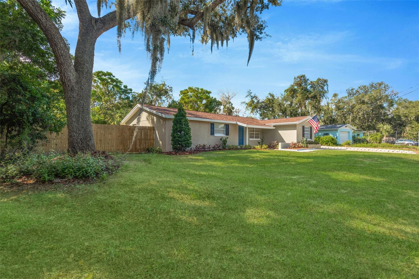 6809 VALRIE LANE, Riverview, FL 33569