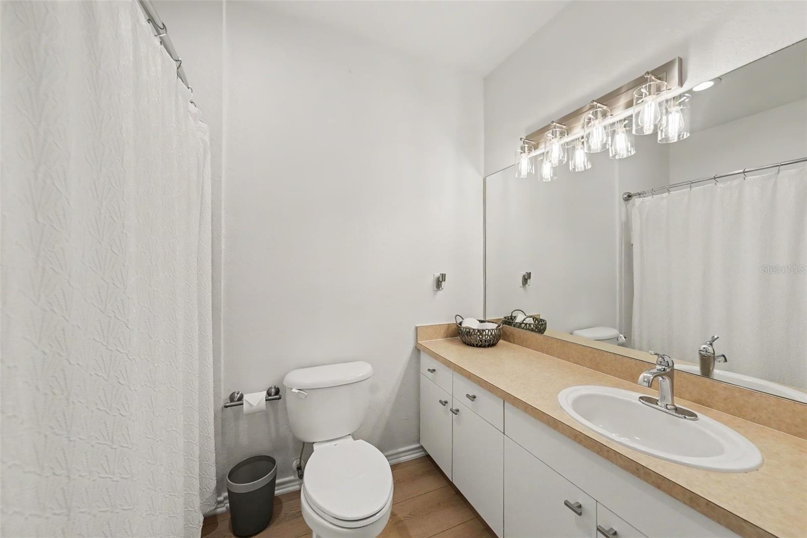 4306 BAYSIDE VILLAGE DRIVE, #204, Tampa, FL 33615