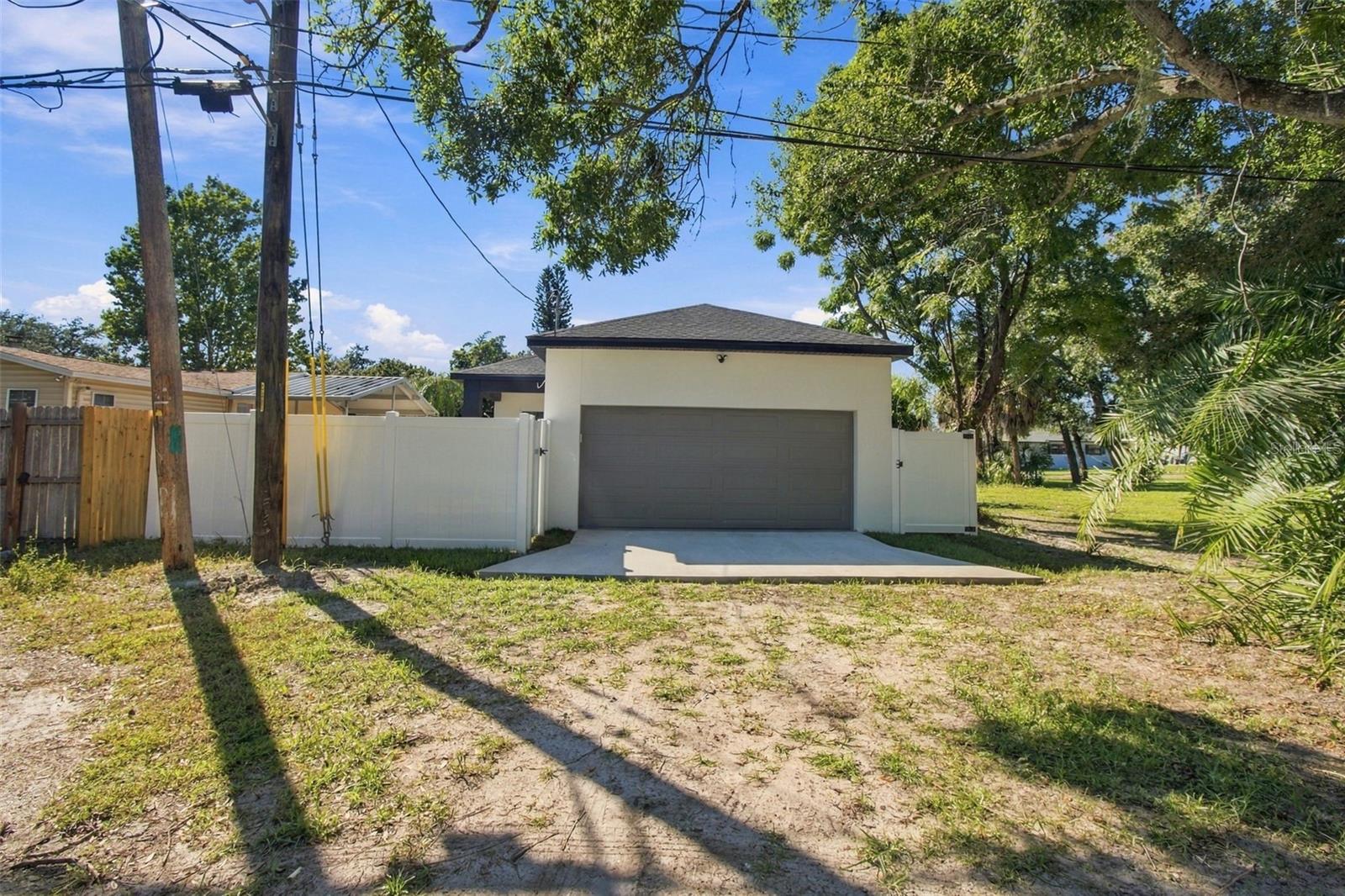 2230 KINGSTON STREET S, St Petersburg, FL 33711