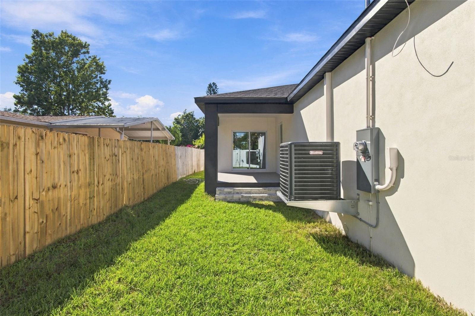 2230 KINGSTON STREET S, St Petersburg, FL 33711