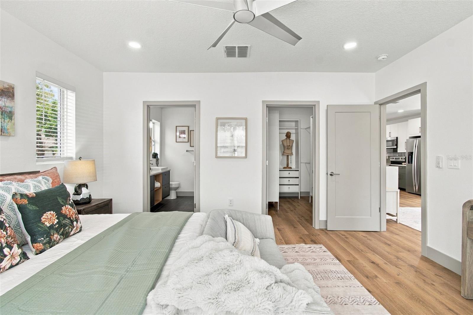 2230 KINGSTON STREET S, St Petersburg, FL 33711