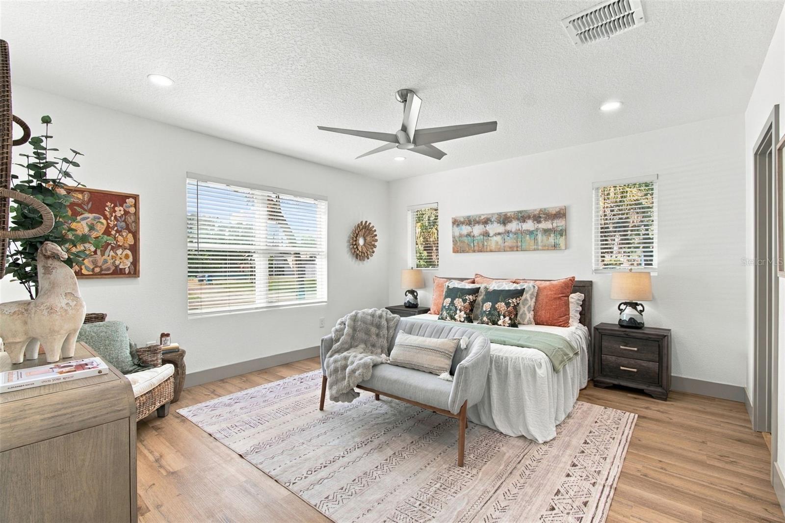2230 KINGSTON STREET S, St Petersburg, FL 33711