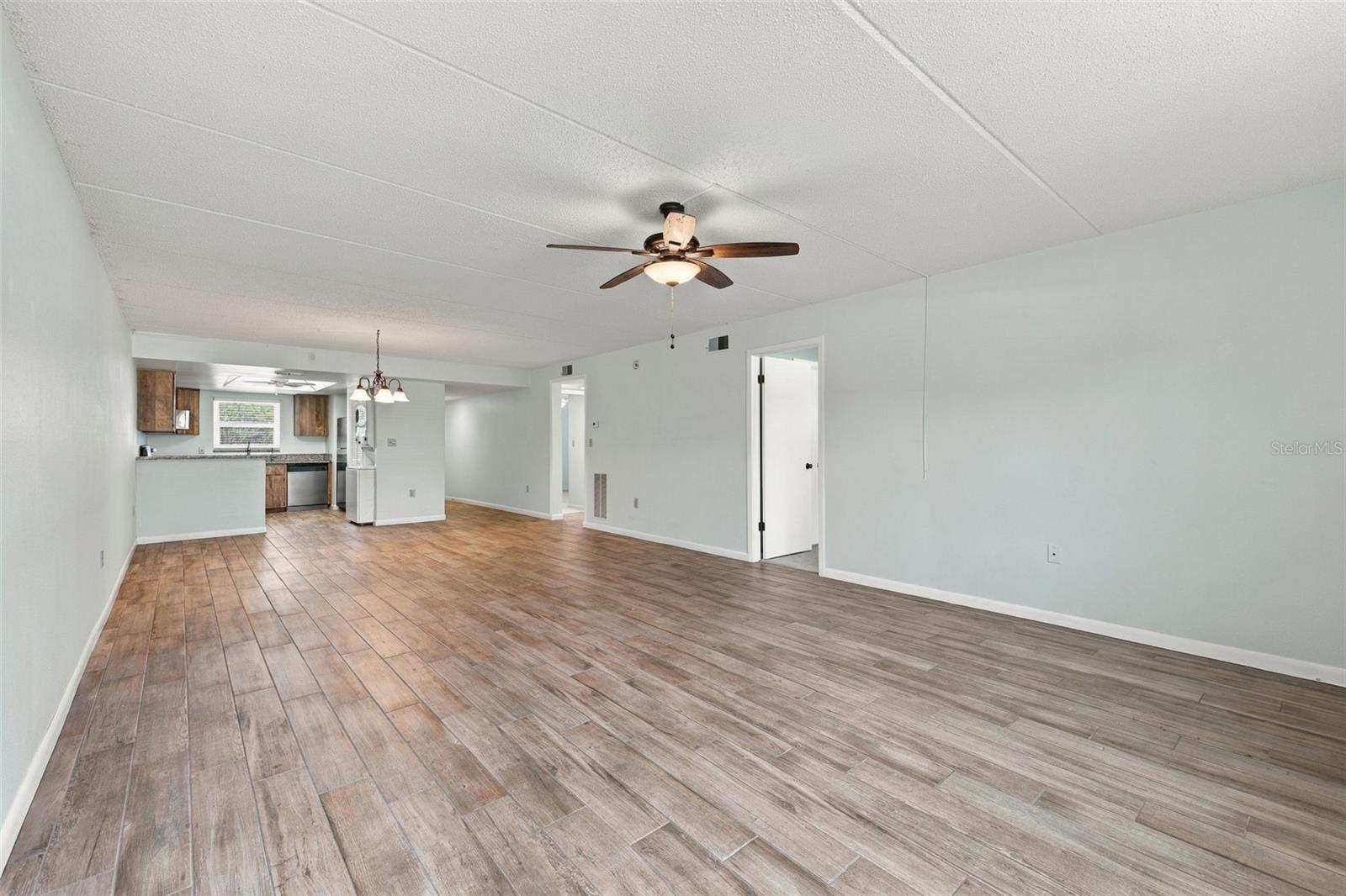 12300 PARK BOULEVARD, #106, Seminole, FL 33772
