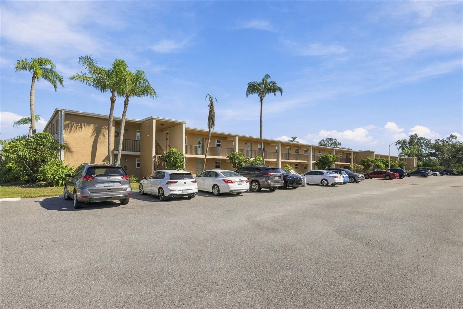 12300 PARK BOULEVARD, #106, Seminole, FL 33772