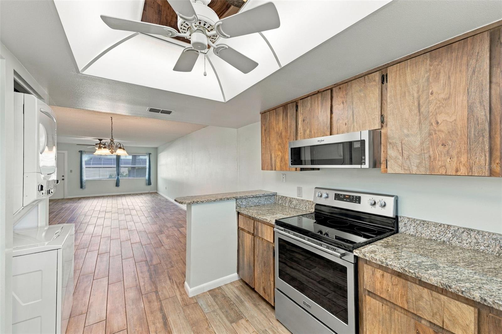 12300 PARK BOULEVARD, #106, Seminole, FL 33772