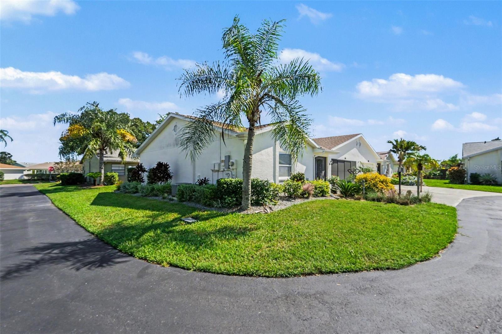 1811 BRETH COURT, Sun City Center, FL 33573