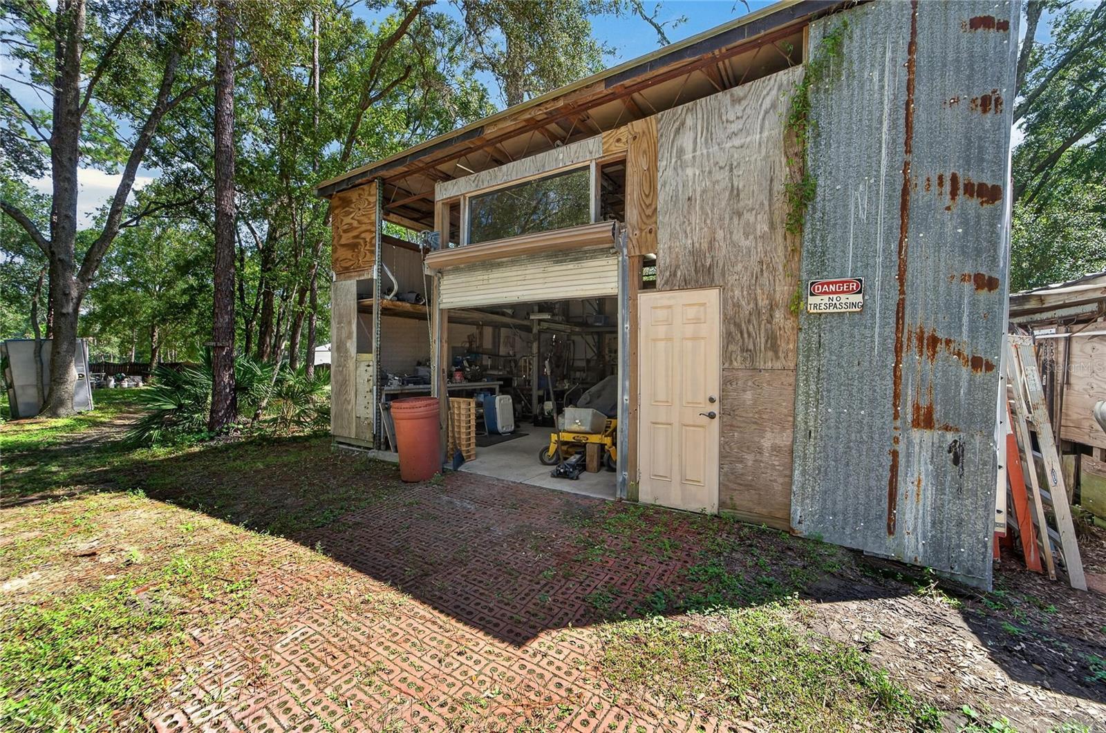 Rear shed/barn/shop