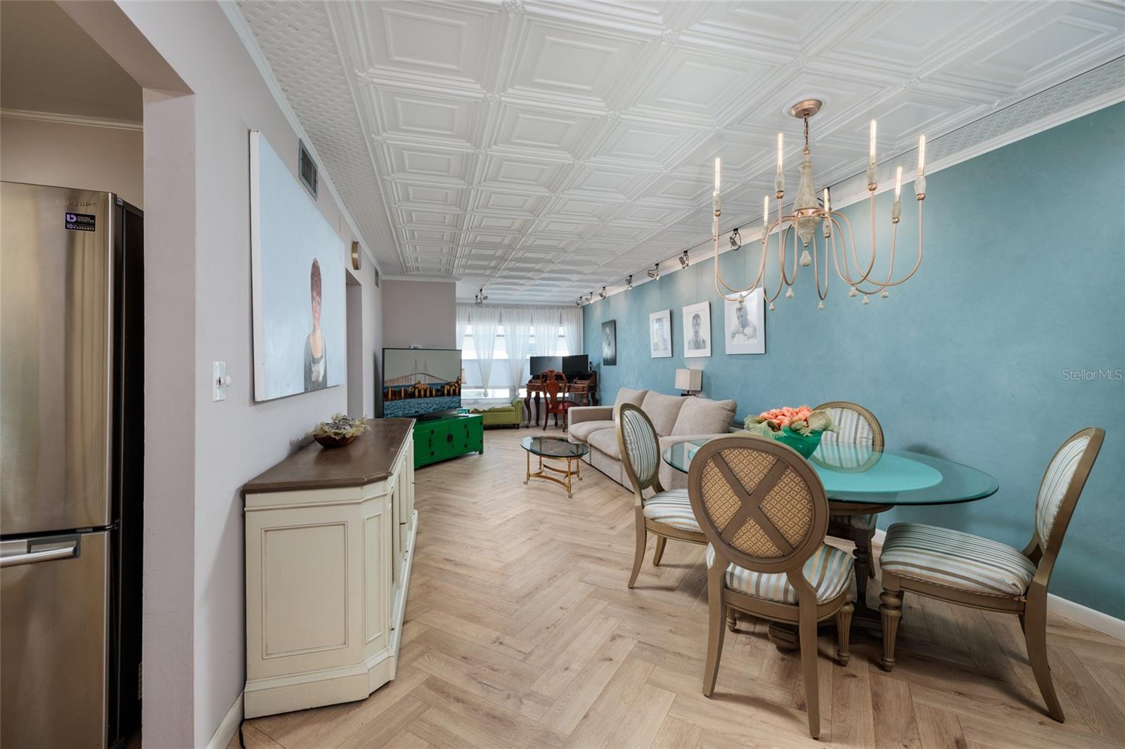 3125 36TH STREET N, #201, St Petersburg, FL 33713