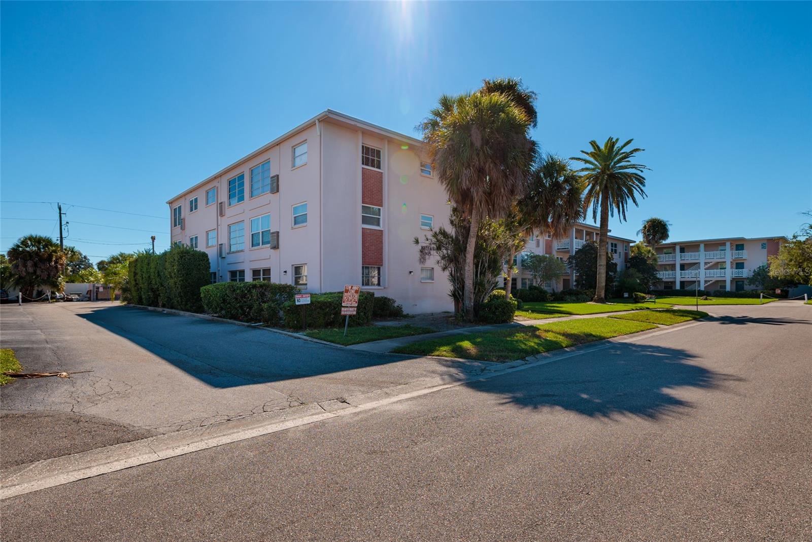 3125 36TH STREET N, #201, St Petersburg, FL 33713
