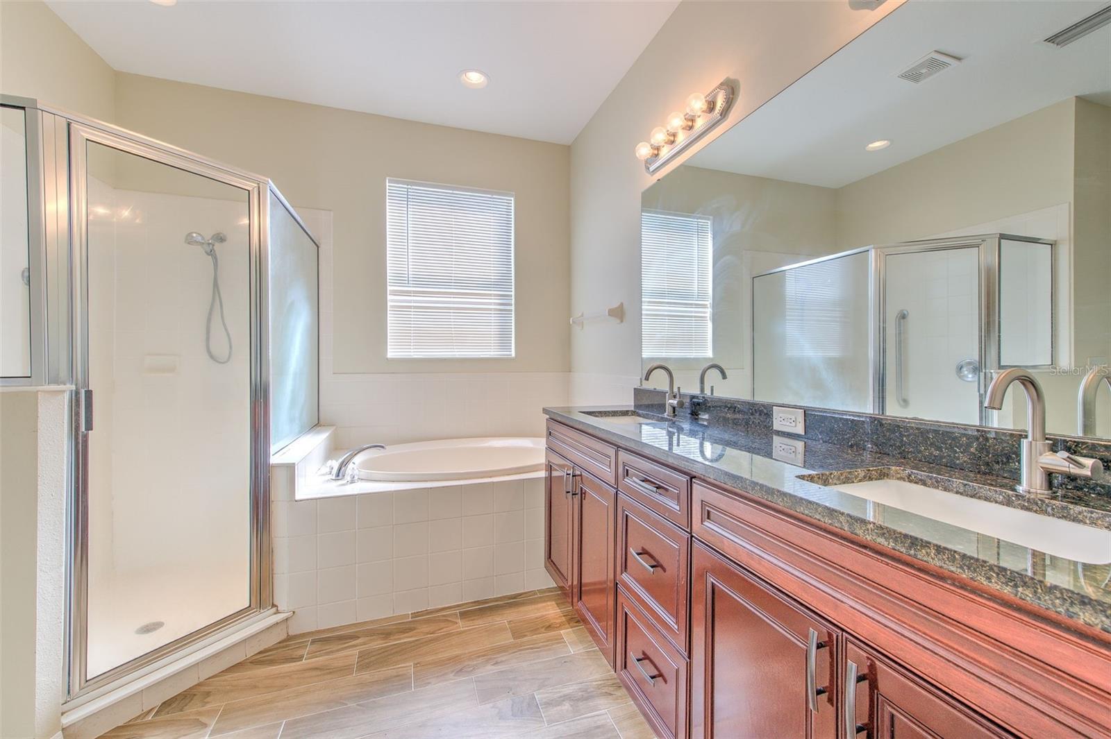 8804 SANDY PLAINS DRIVE, Riverview, FL 33578