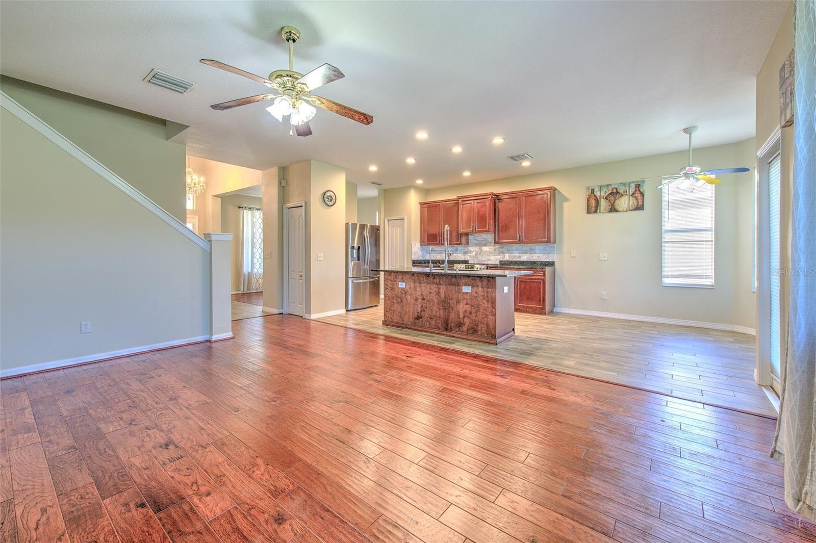 8804 SANDY PLAINS DRIVE, Riverview, FL 33578