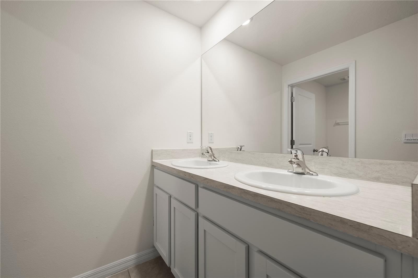 16762 SUNBURST LAKE STREET, Wimauma, FL 33598