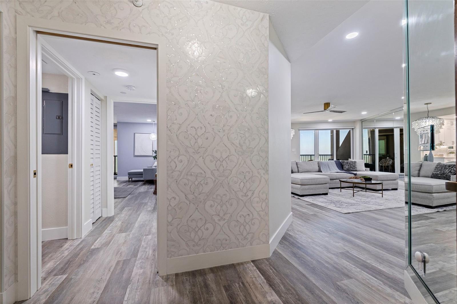 1600 GULF BOULEVARD, #1112, Clearwater, FL 33767 1600 GULF BOULEVARD, #1112, Clearwater, FL 33767