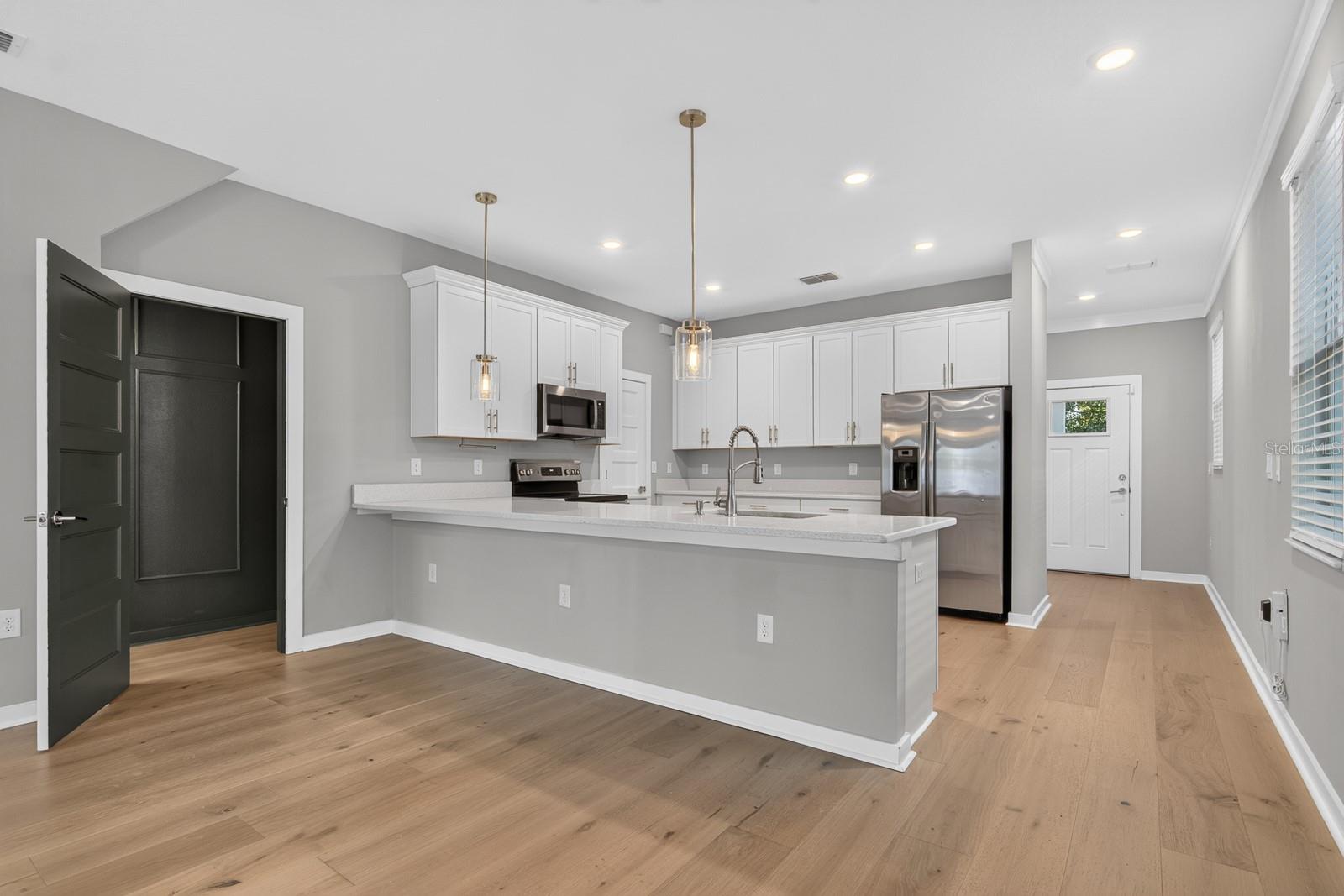2704 W GRAY STREET, #A, Tampa, FL 33609