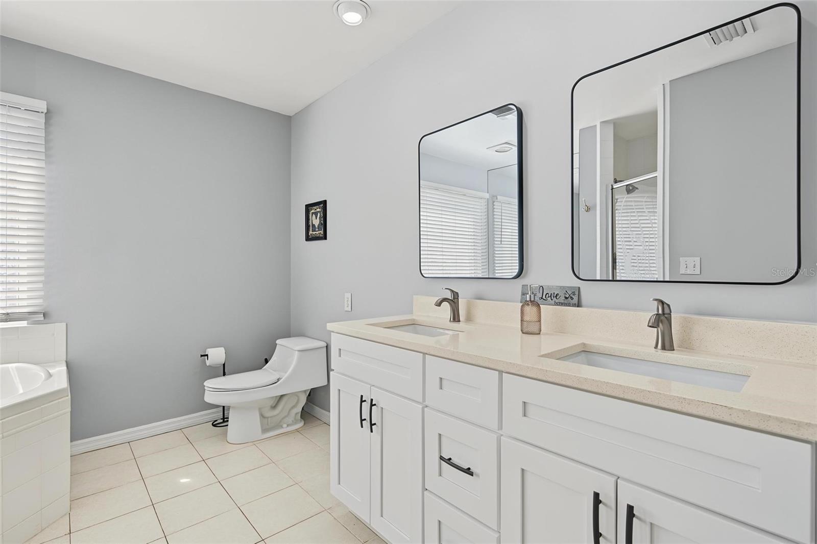 4317 S HALE AVENUE, Tampa, FL 33611