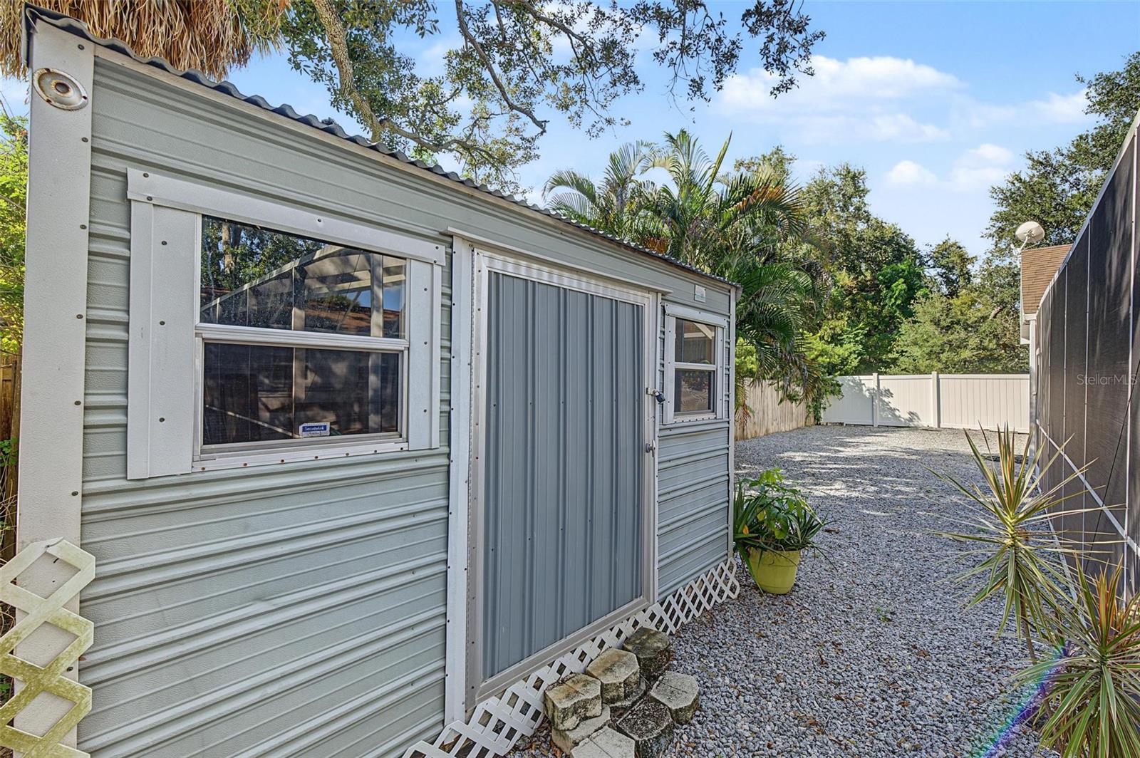 4317 S HALE AVENUE, Tampa, FL 33611