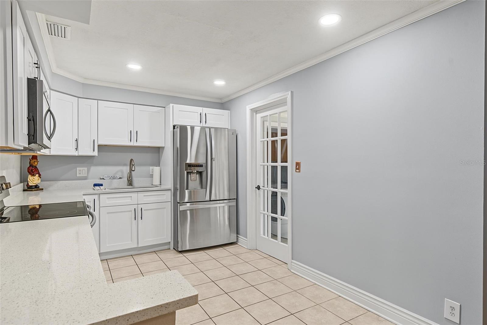 4317 S HALE AVENUE, Tampa, FL 33611 4317 S HALE AVENUE, Tampa, FL 33611
