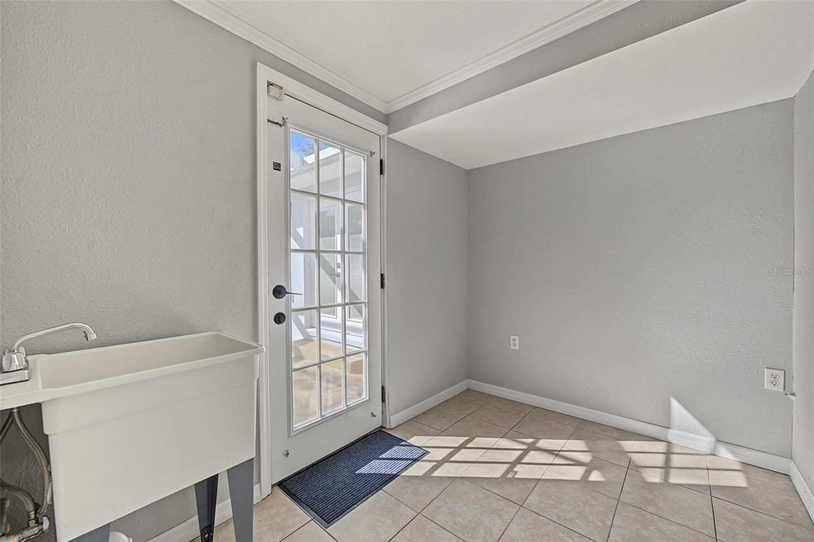 4317 S HALE AVENUE, Tampa, FL 33611