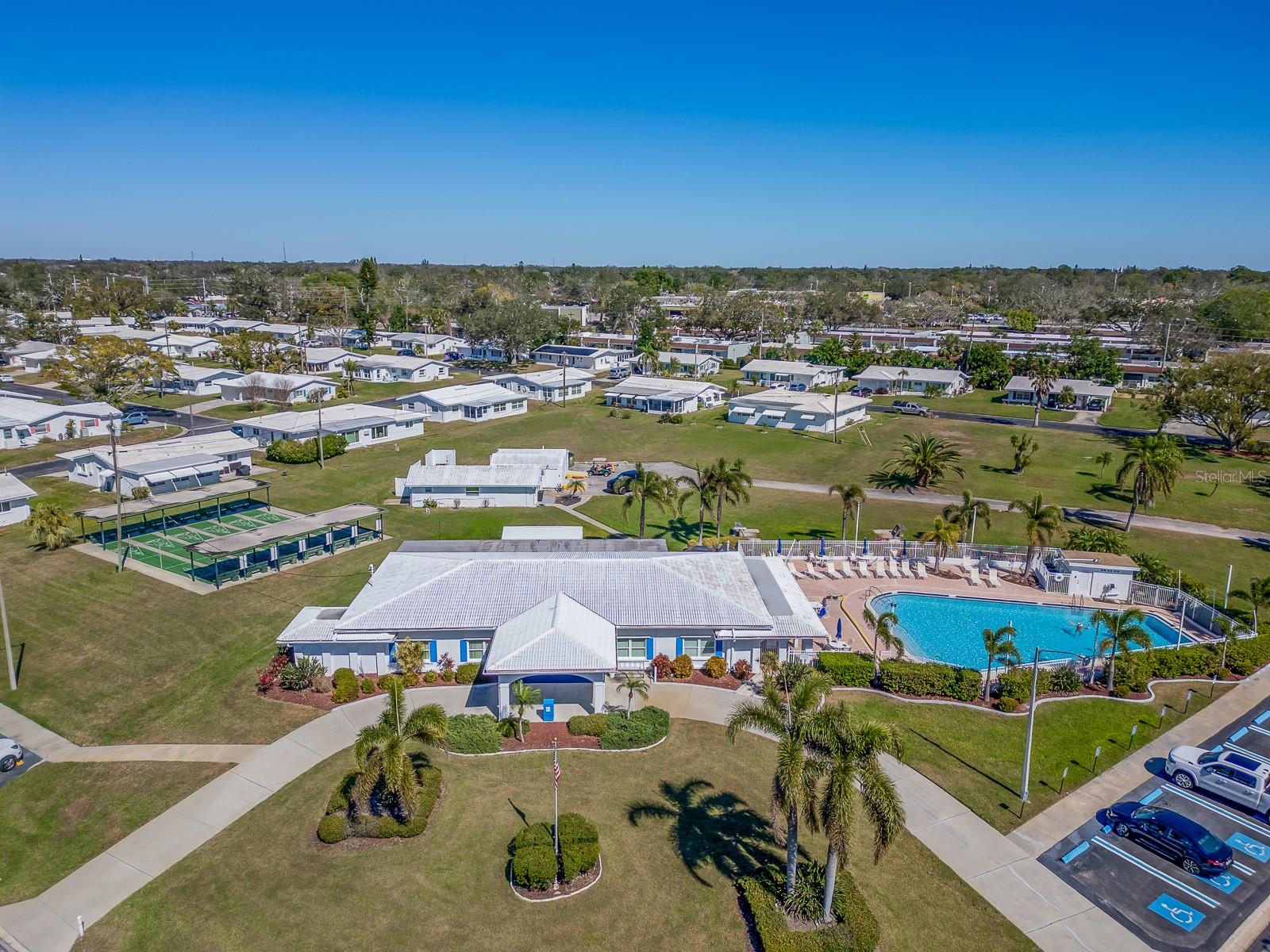 9234 141ST STREET, Seminole, FL 33776