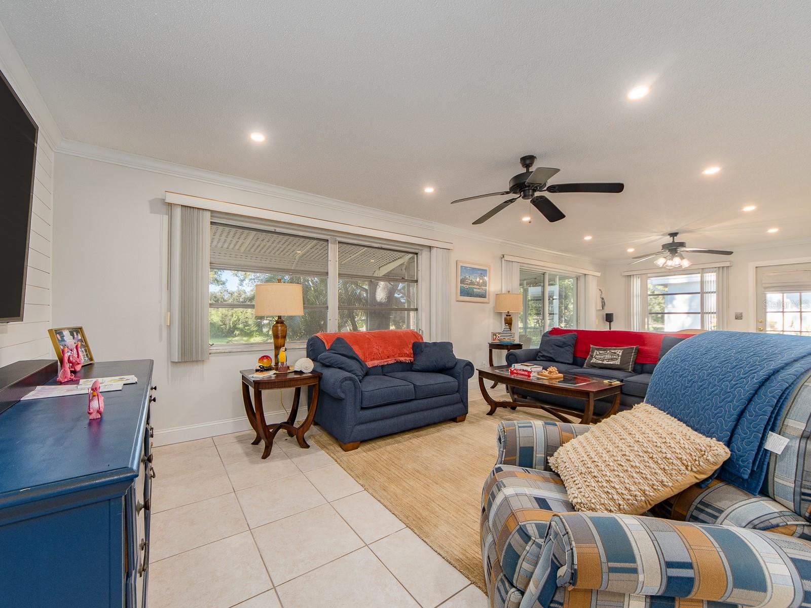 9234 141ST STREET, Seminole, FL 33776