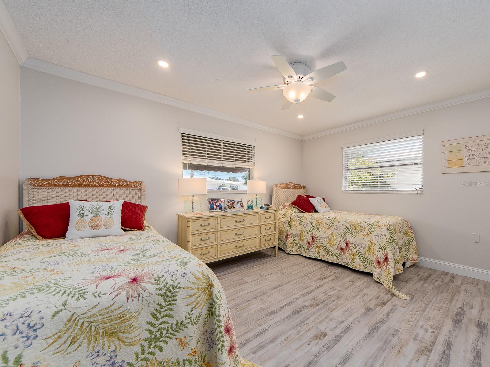 9234 141ST STREET, Seminole, FL 33776