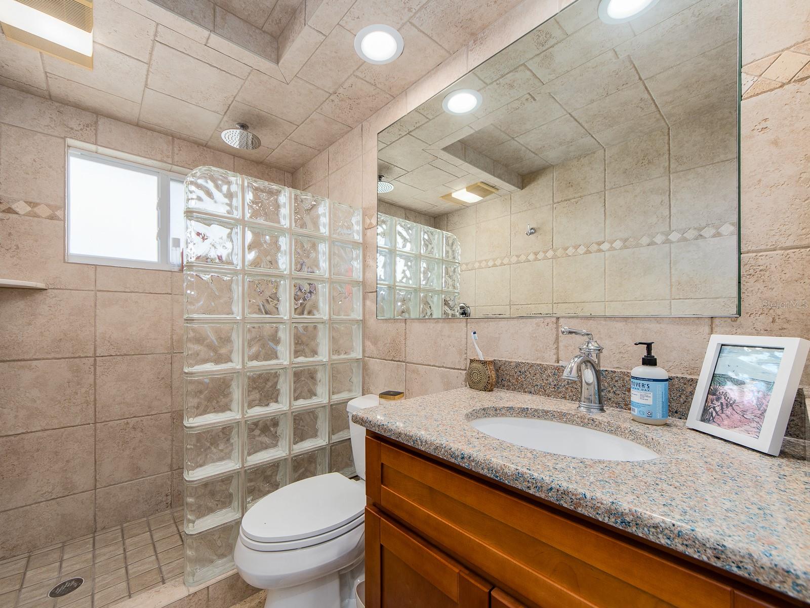 9234 141ST STREET, Seminole, FL 33776
