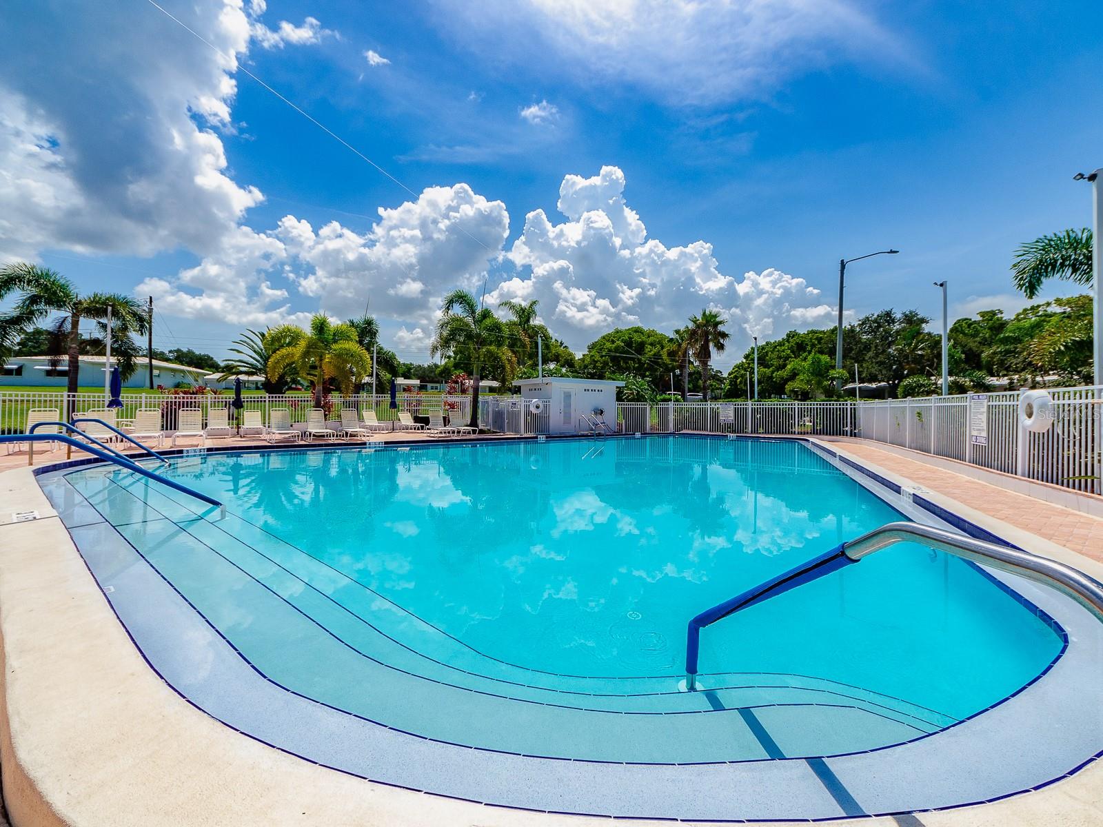 9234 141ST STREET, Seminole, FL 33776