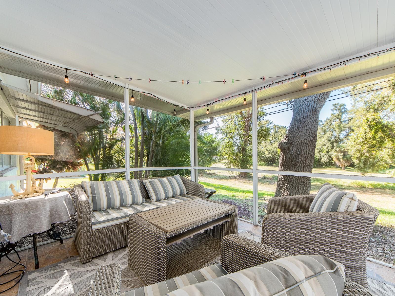 9234 141ST STREET, Seminole, FL 33776