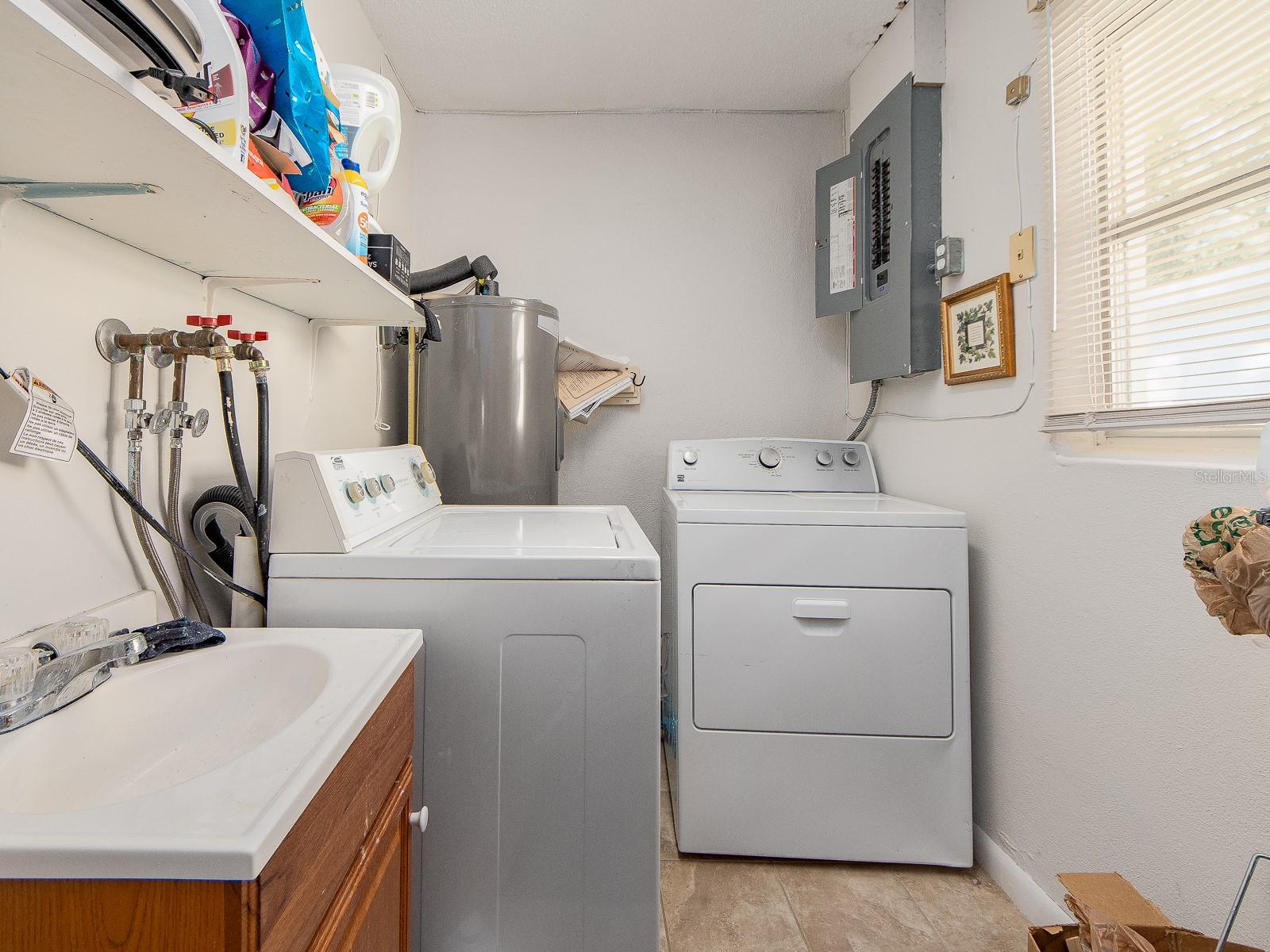 9234 141ST STREET, Seminole, FL 33776
