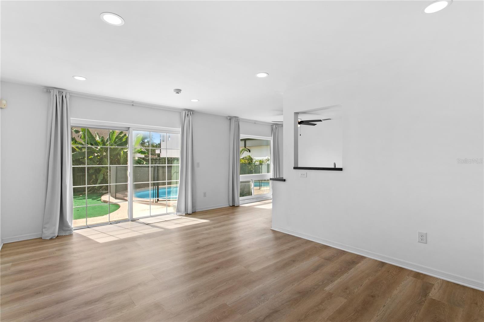 4906 W SAN RAFAEL STREET, Tampa, FL 33629