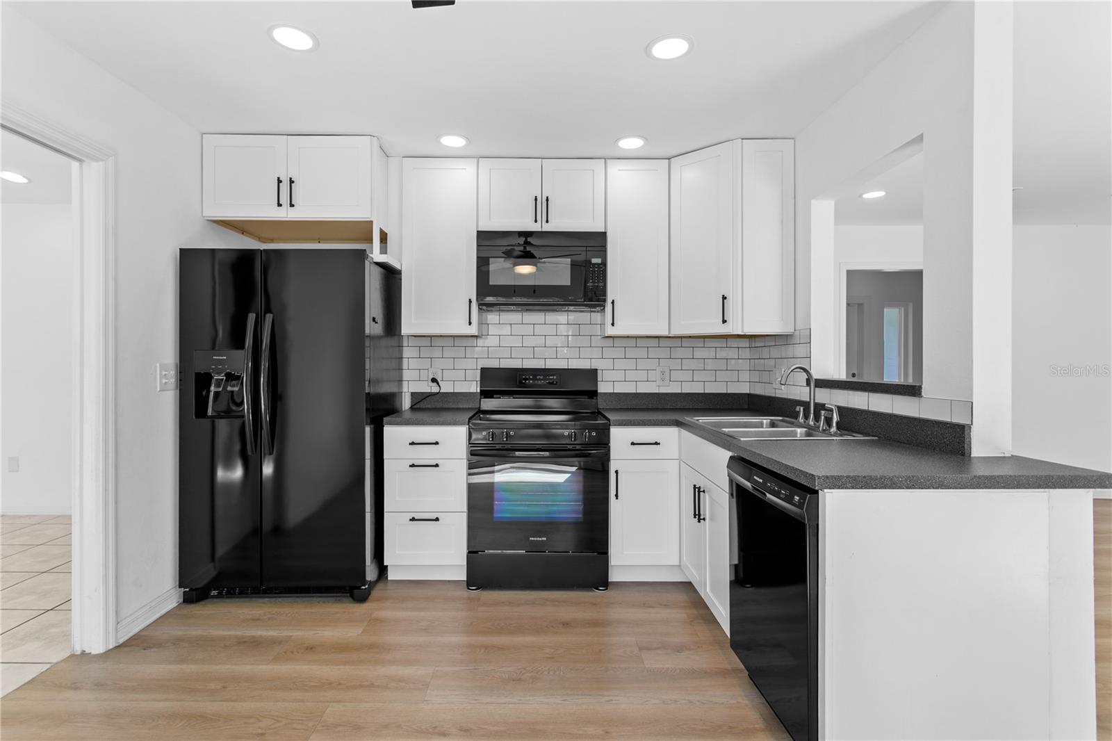 4906 W SAN RAFAEL STREET, Tampa, FL 33629