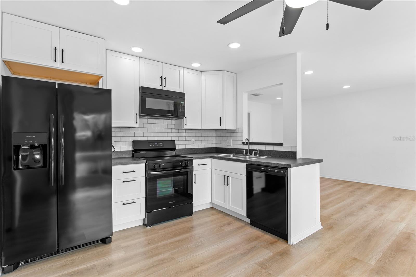 4906 W SAN RAFAEL STREET, Tampa, FL 33629
