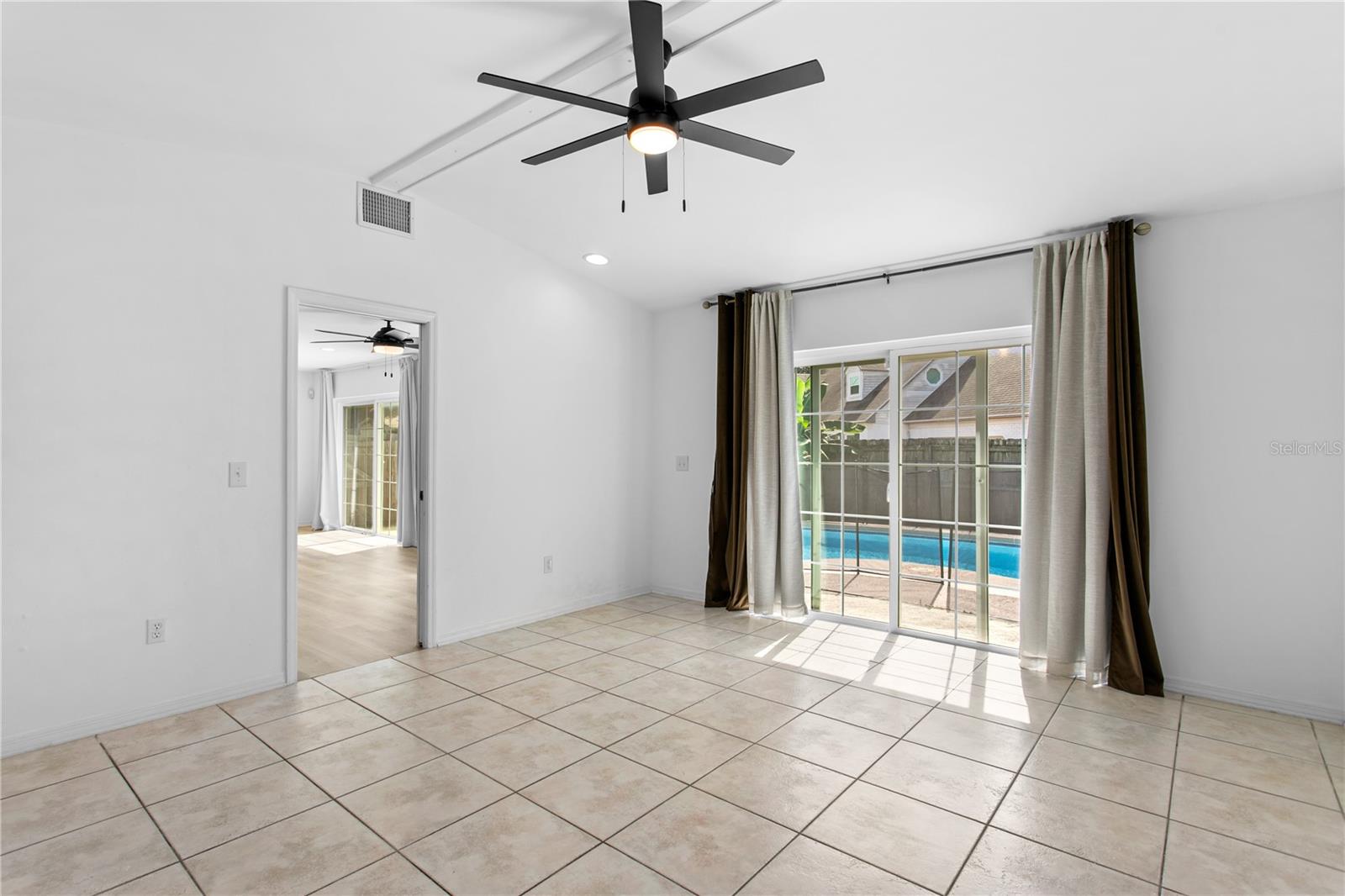 4906 W SAN RAFAEL STREET, Tampa, FL 33629
