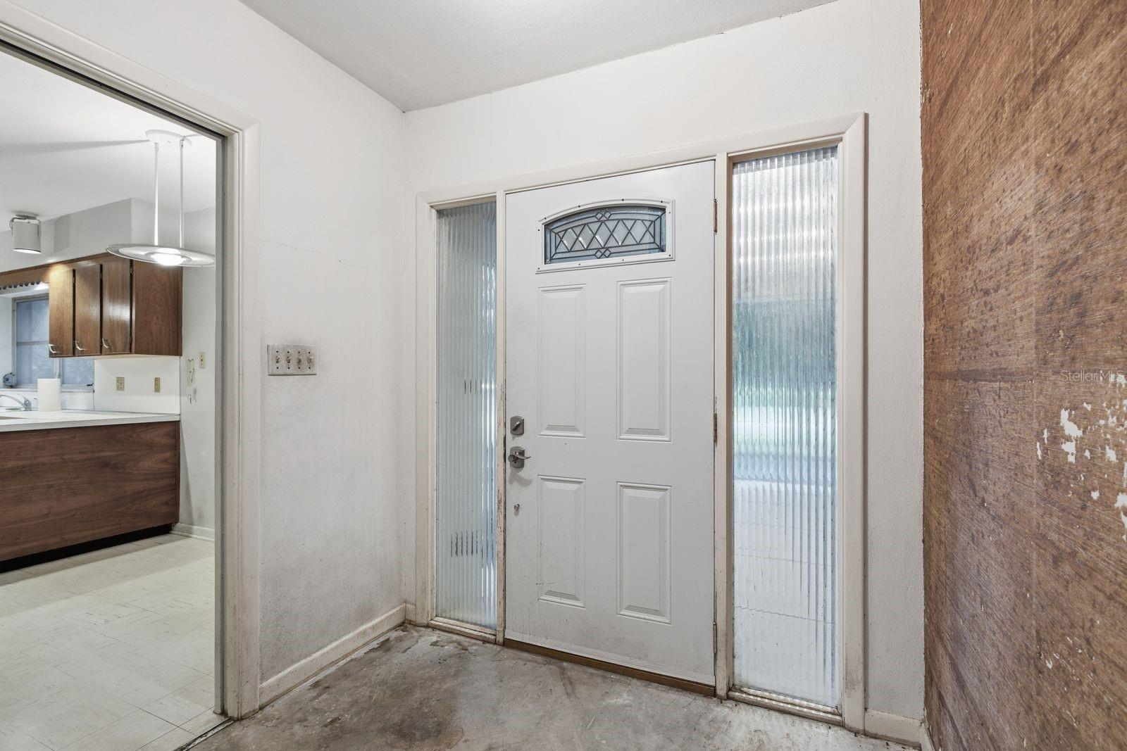 10 BIRDIE LANE, Palm Harbor, FL 34683 10 BIRDIE LANE, Palm Harbor, FL 34683