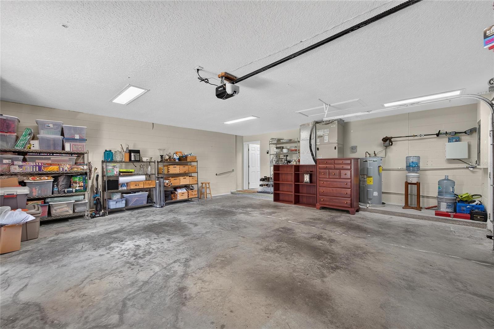 Large oversized 2 car garage
